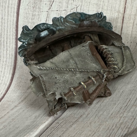 🐬 CLEARANCE ITEM: Nautical Ship Sail Ocean Vessel Figurine - Picture 4 of 12